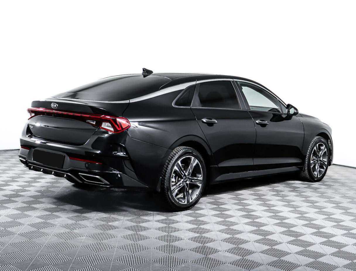 Купить Kia K5 с пробегом. Фото: #4