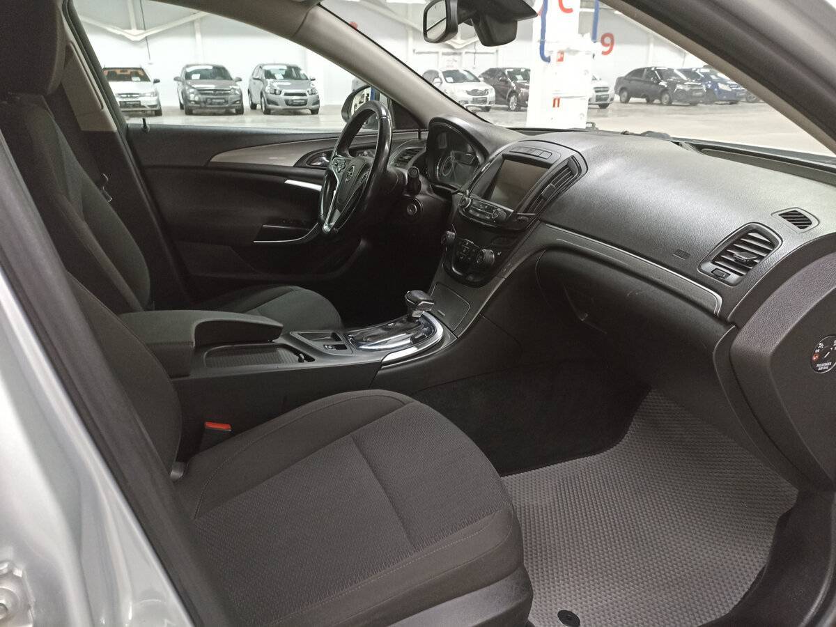 Купить Opel Insignia с пробегом. Фото: #10