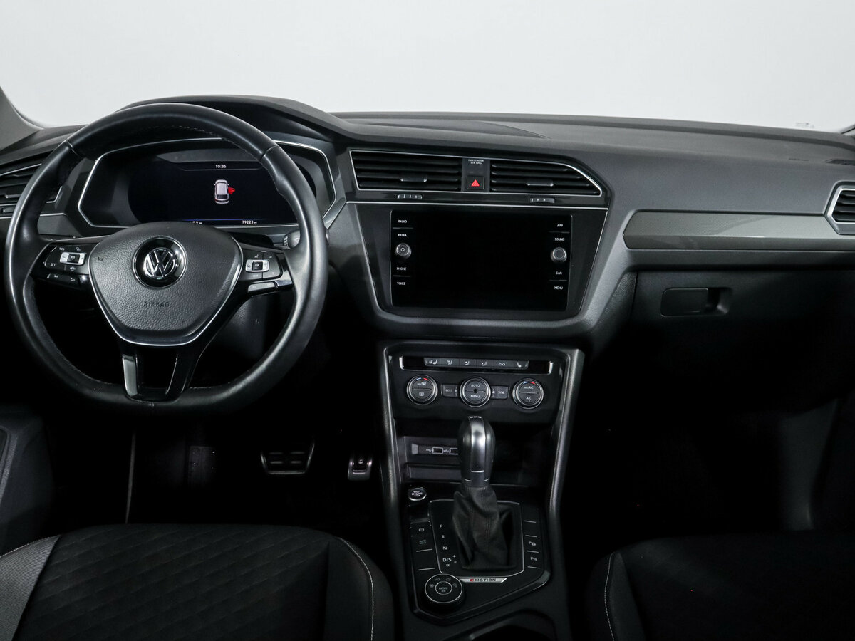 Купить Volkswagen Tiguan с пробегом. Фото: #9