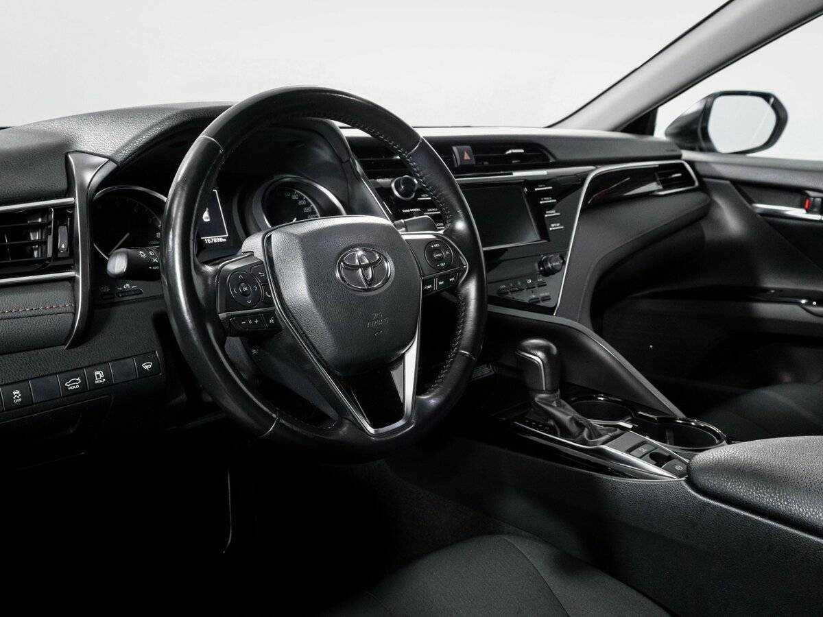 Купить Toyota Camry с пробегом. Фото: #13