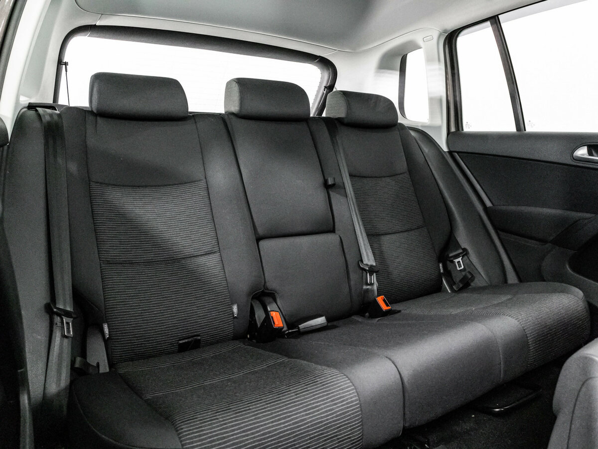 Купить Volkswagen Tiguan с пробегом. Фото: #15
