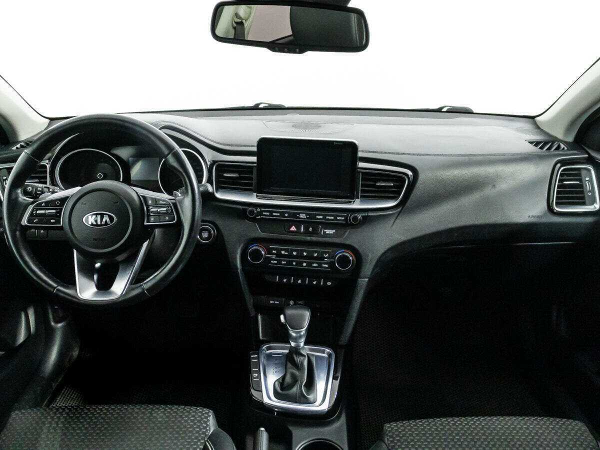 Купить Kia Ceed с пробегом. Фото: #12