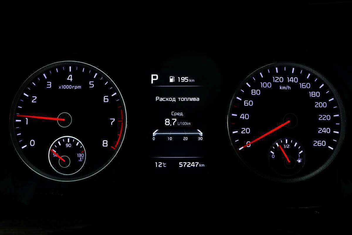 Купить Kia K5 с пробегом. Фото: #9