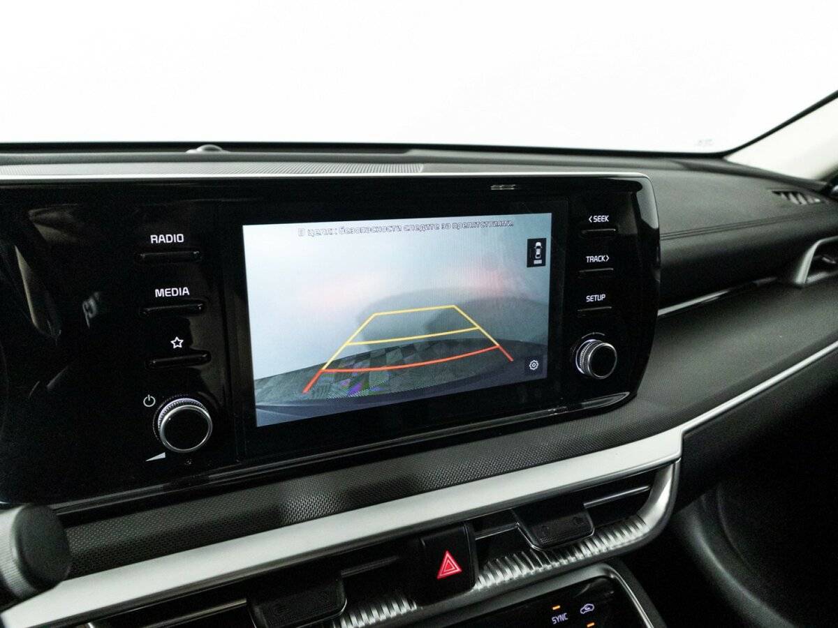 Купить Kia K5 с пробегом. Фото: #17