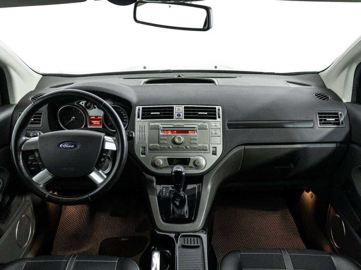 Купить Ford Kuga с пробегом. Фото: #12
