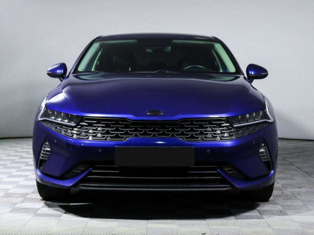Купить Kia K5 с пробегом. Фото: #1