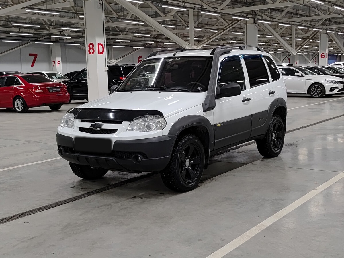 Купить Chevrolet Niva с пробегом. Посмотреть фото