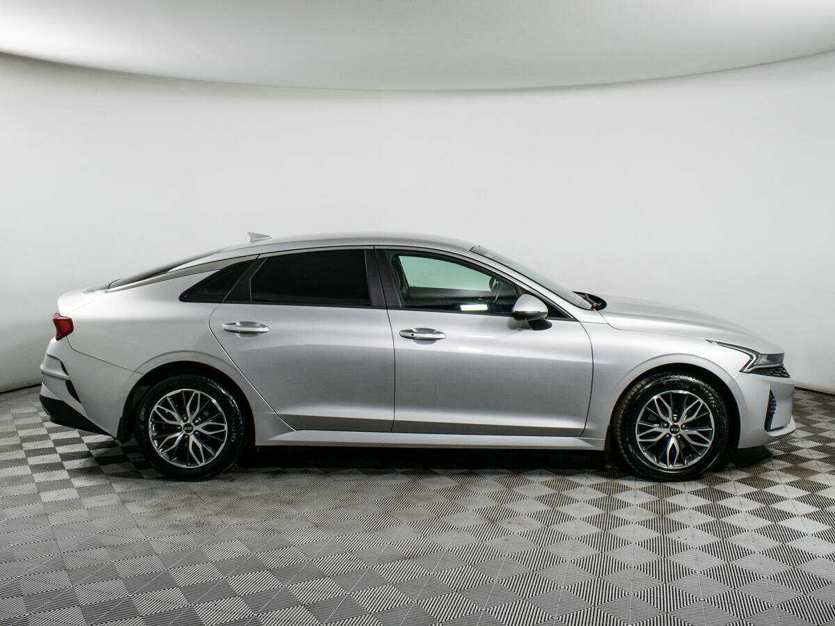 Купить Kia K5 с пробегом. Фото: #3