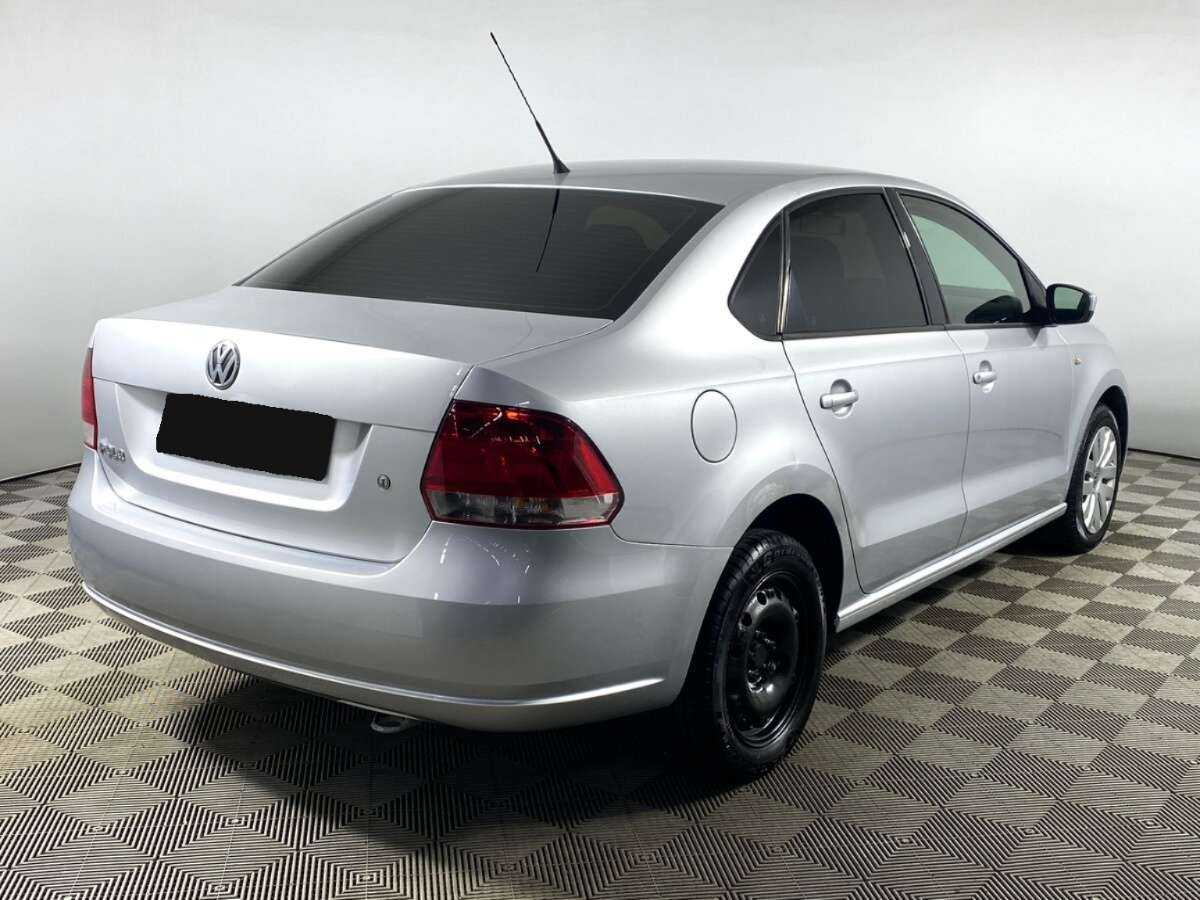 Купить Volkswagen Polo с пробегом. Фото: #3