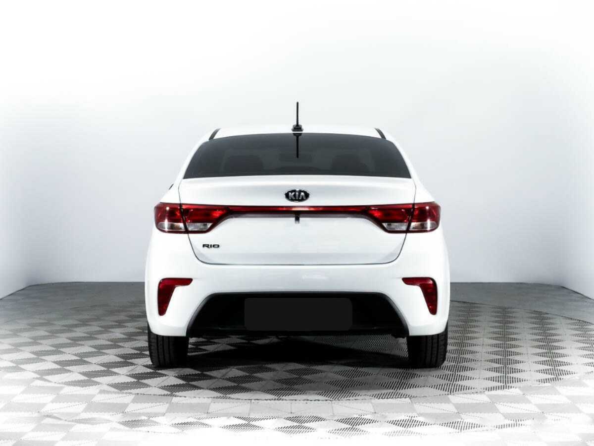 Купить Kia Rio с пробегом. Фото: #5