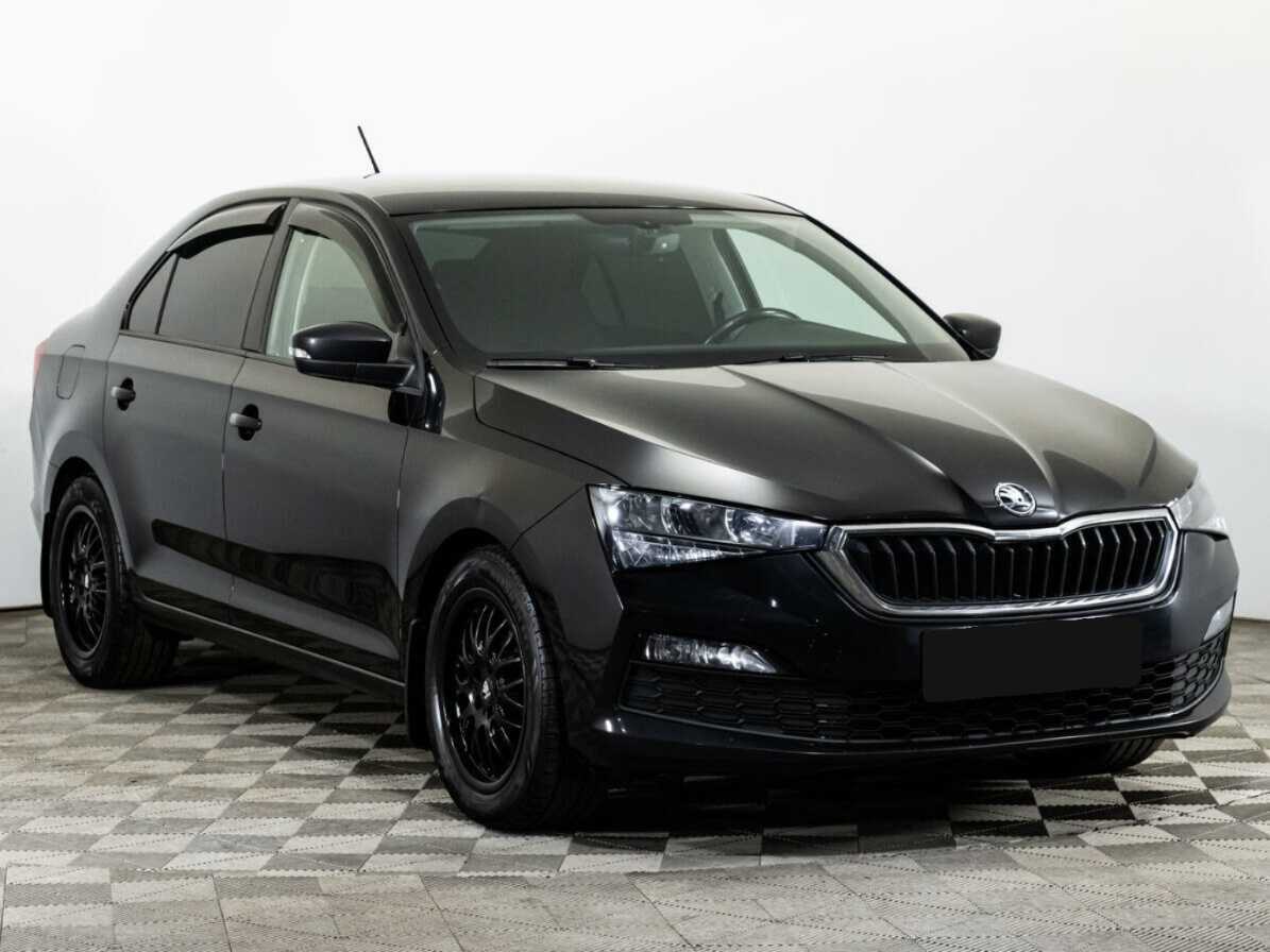 Купить Skoda Rapid с пробегом. Фото: #2