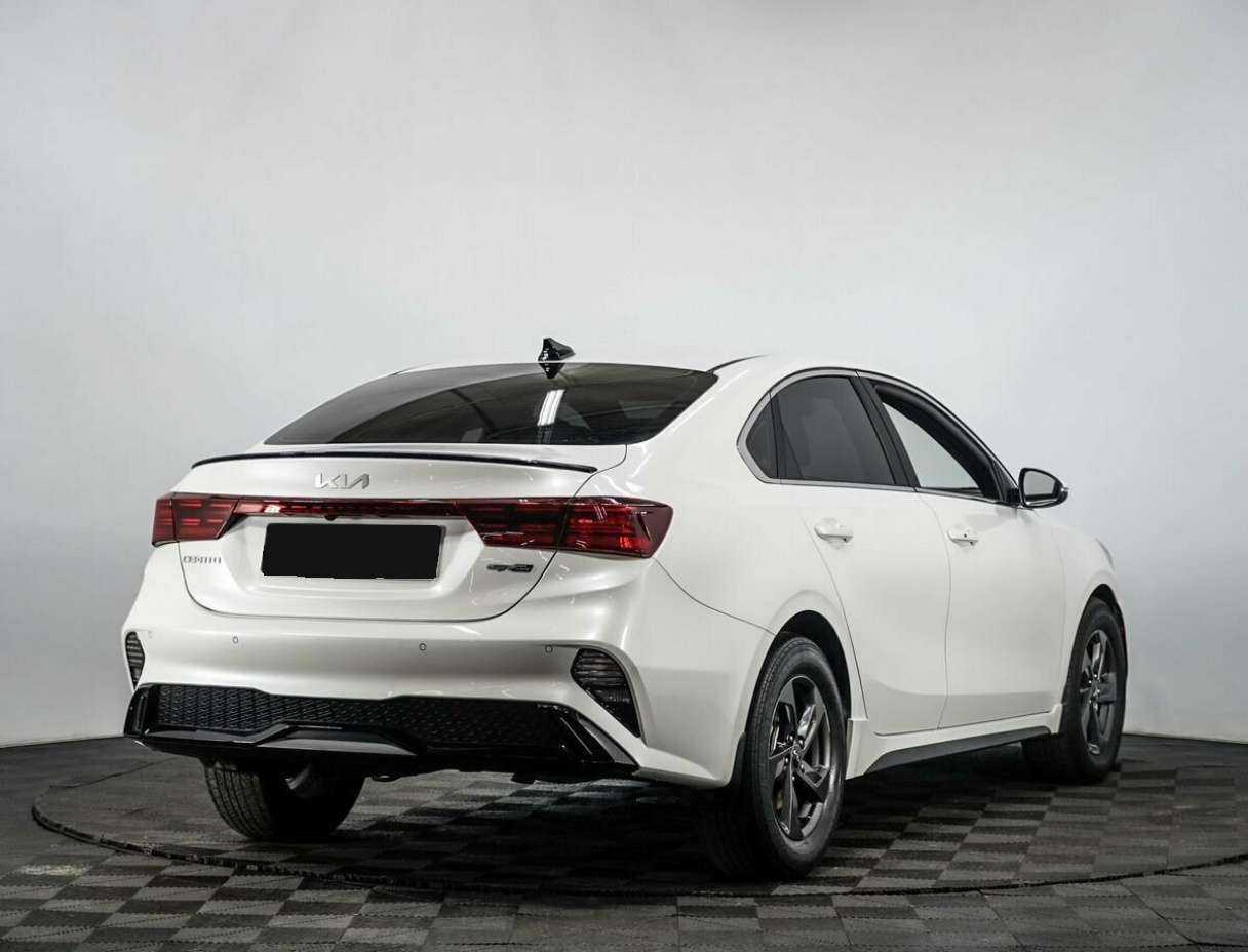 Купить Kia Cerato с пробегом. Фото: #3