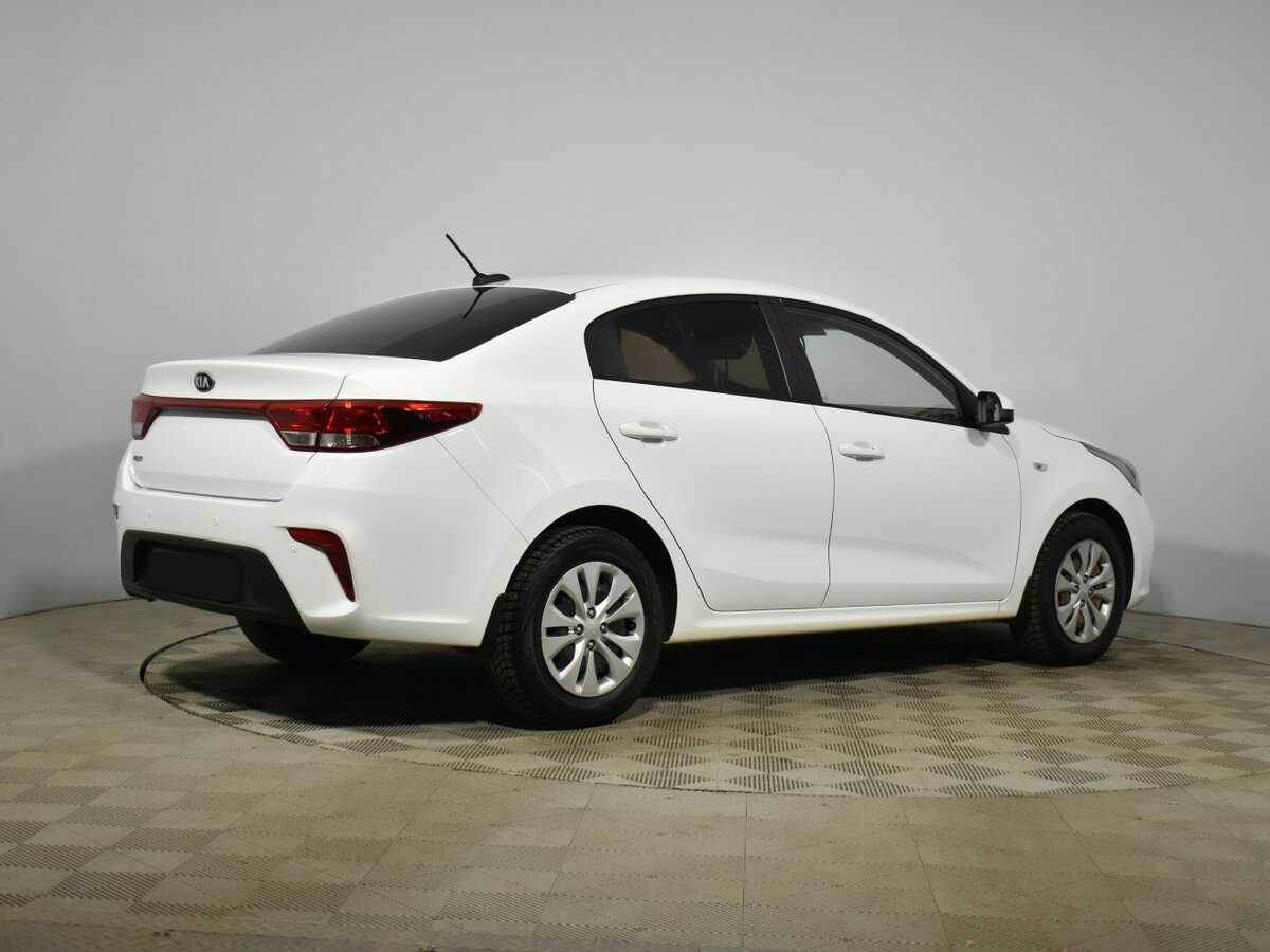 Купить Kia Rio с пробегом. Фото: #4