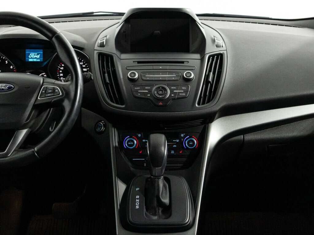 Купить Ford Kuga с пробегом. Фото: #13