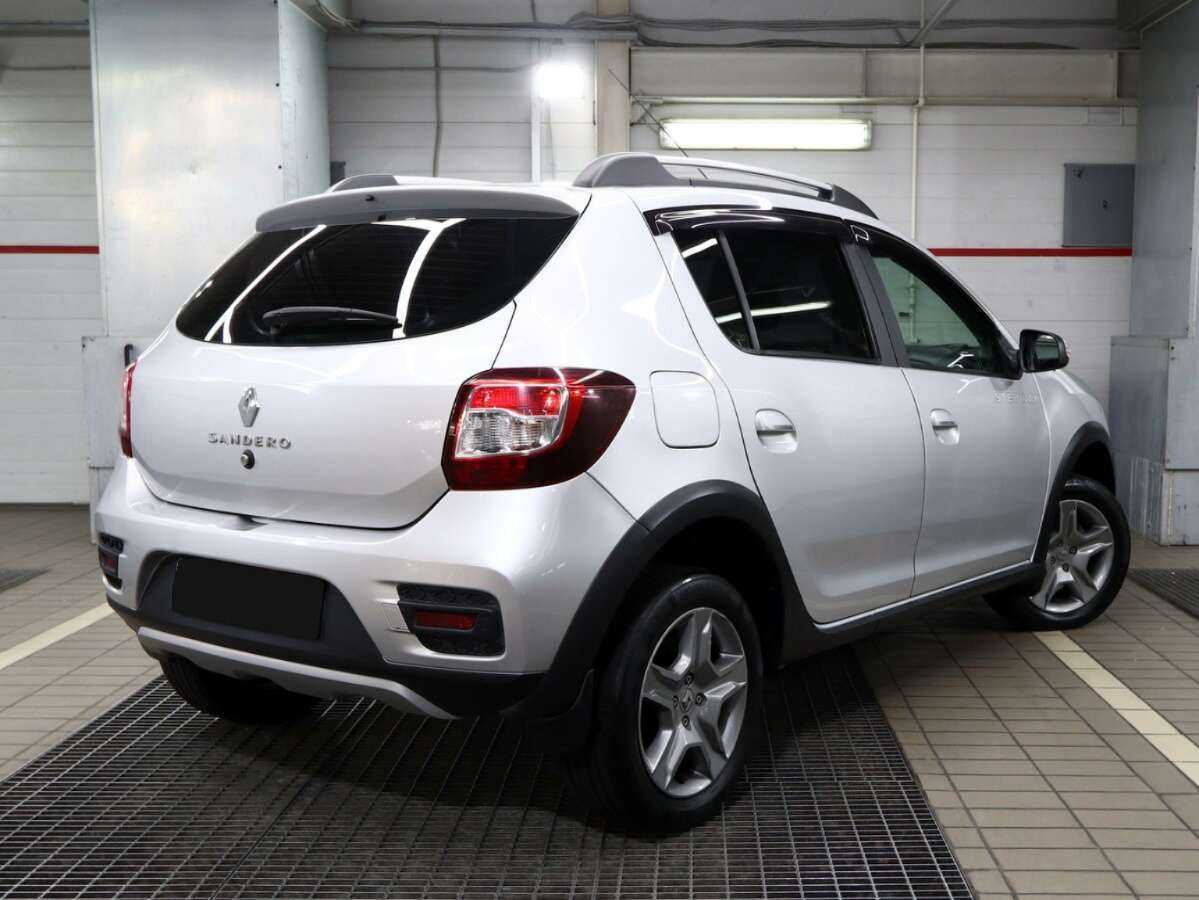 Купить Renault Sandero с пробегом. Фото: #3