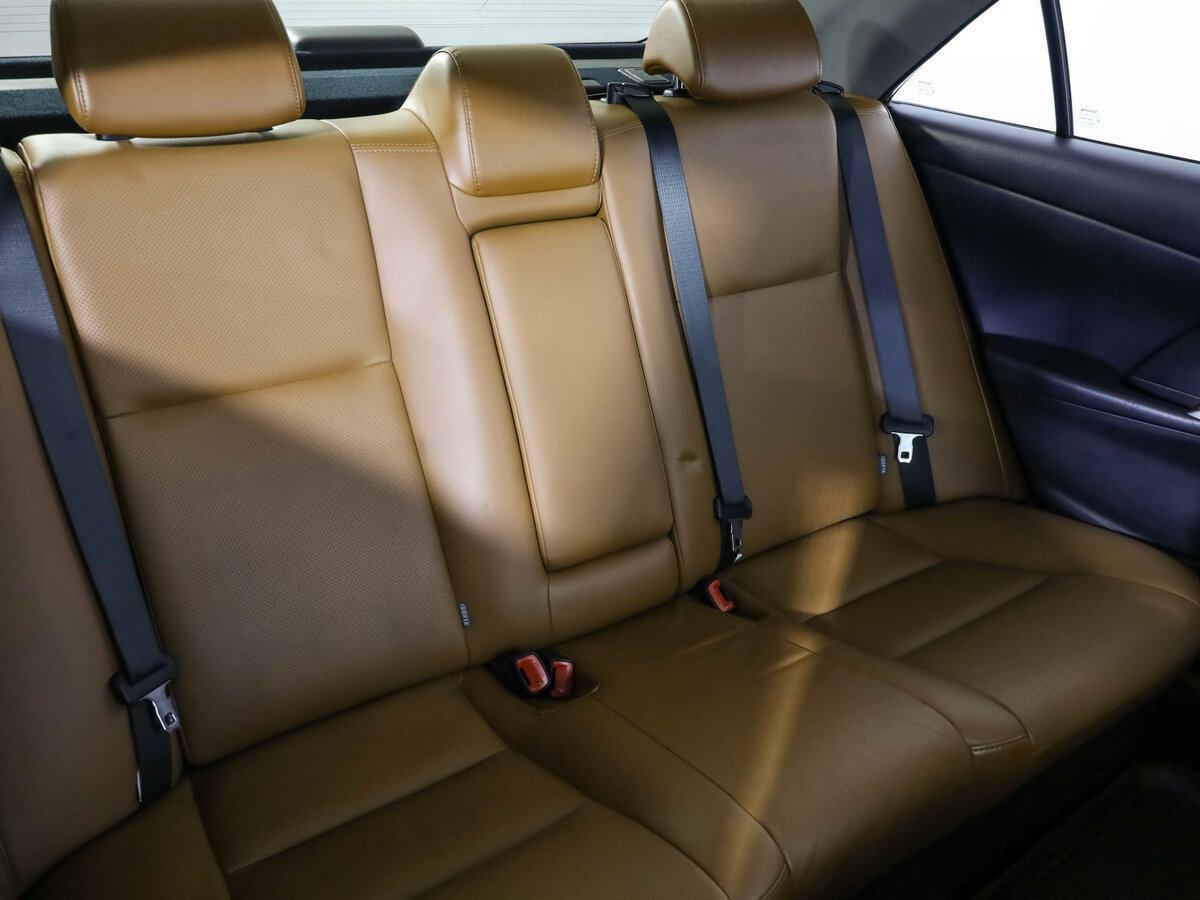 Купить Toyota Camry с пробегом. Фото: #27
