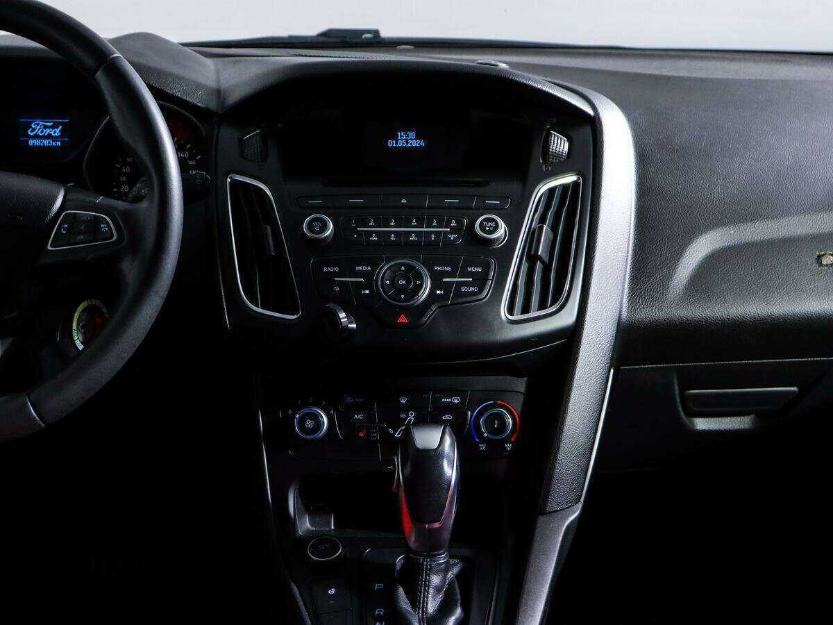 Купить Ford Focus с пробегом. Фото: #10