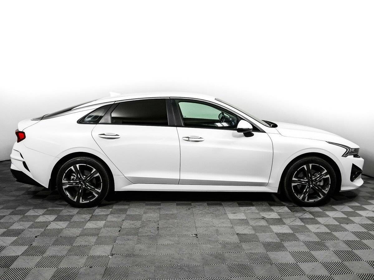 Купить Kia K5 с пробегом. Фото: #3