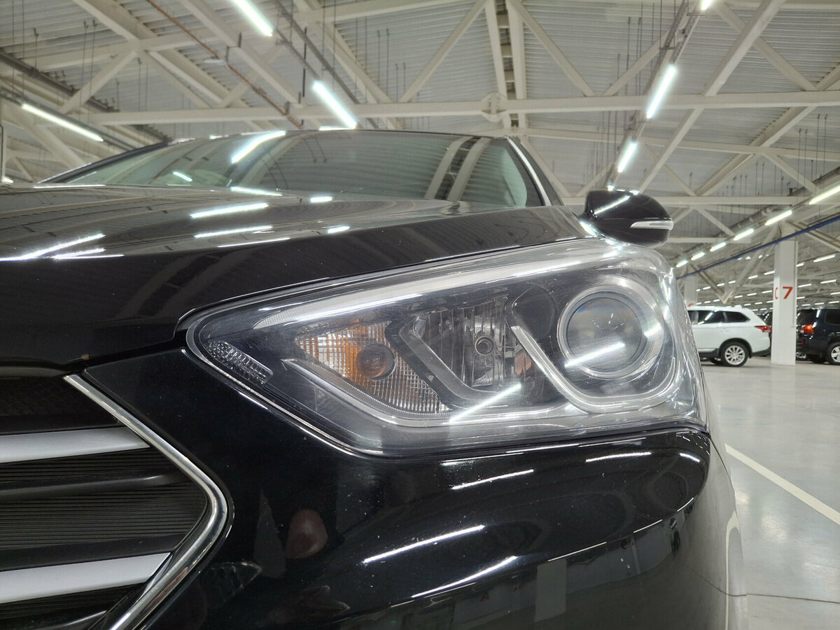 Купить Hyundai Santa Fe с пробегом. Фото: #15