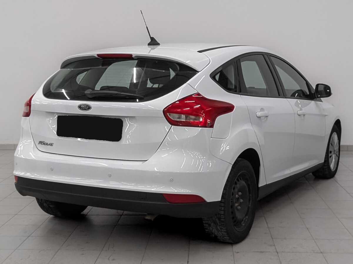 Купить Ford Focus с пробегом. Фото: #4
