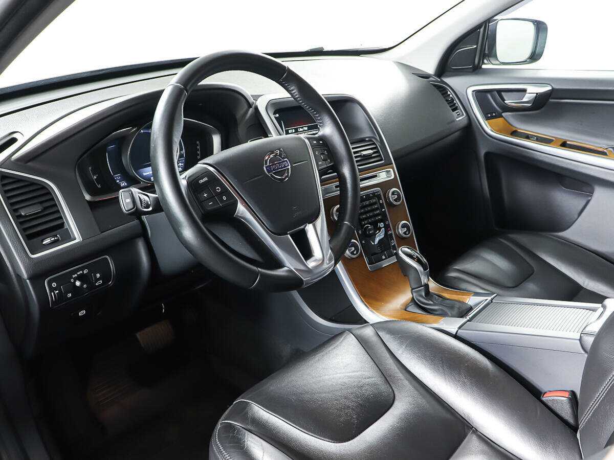 Купить Volvo XC60 с пробегом. Фото: #12