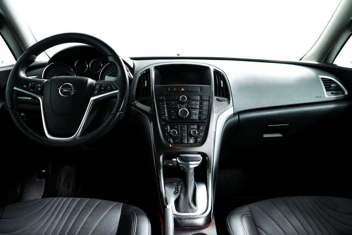 Купить Opel Astra с пробегом. Фото: #10