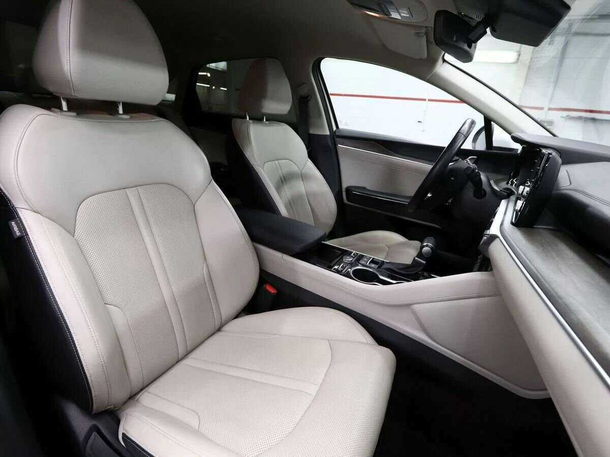 Купить Kia K5 с пробегом. Фото: #10