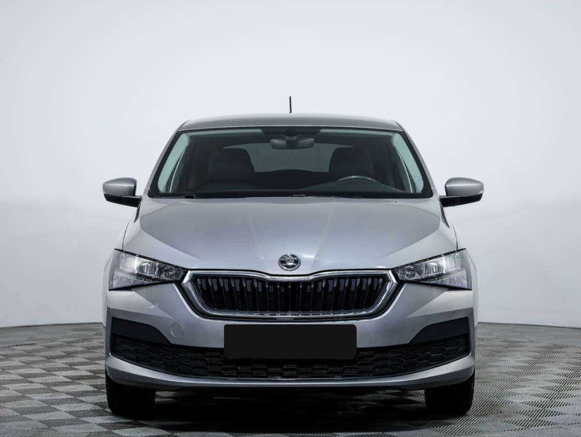 Купить Skoda Rapid с пробегом. Посмотреть фото