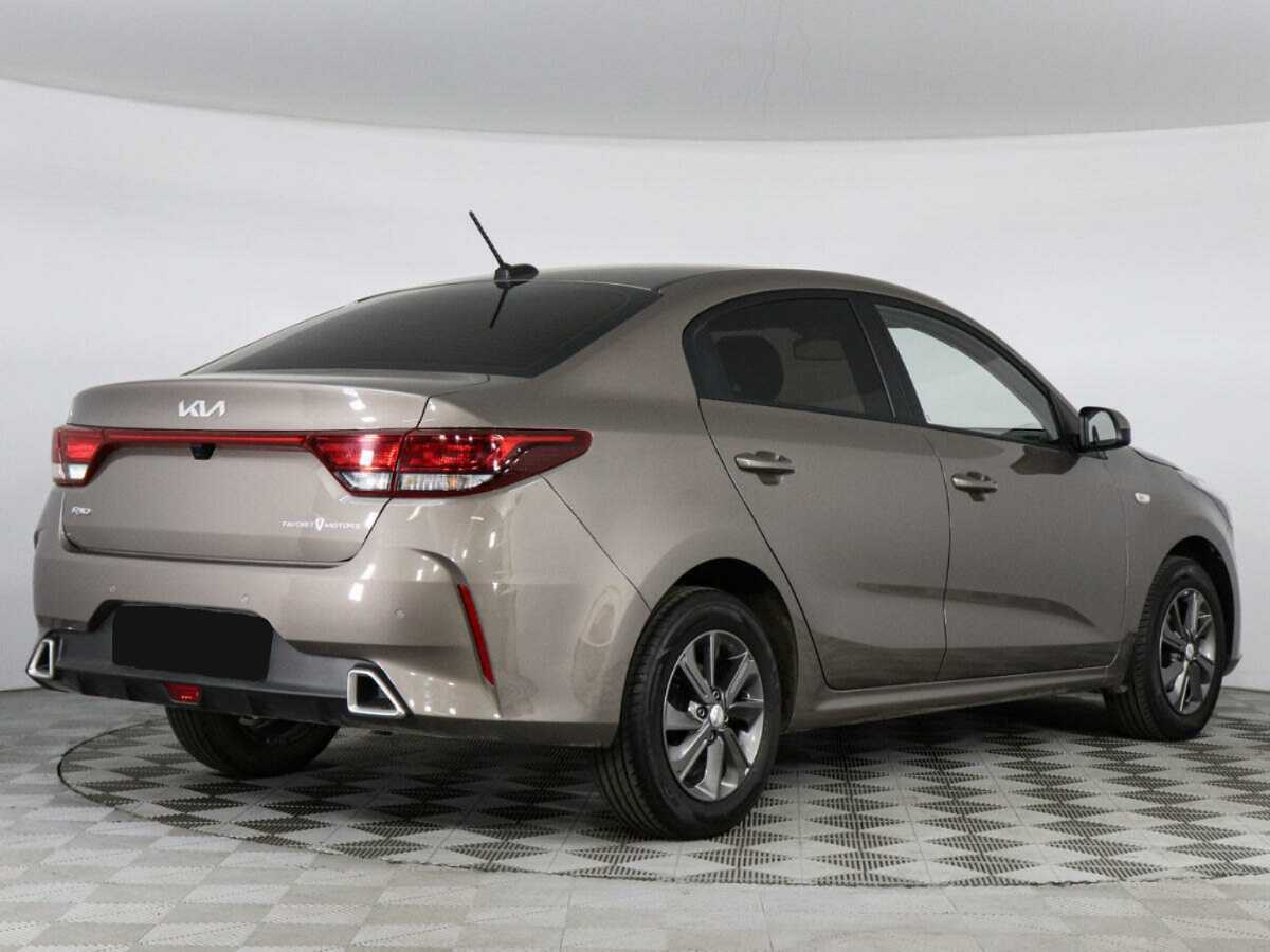 Купить Kia Rio с пробегом. Фото: #4
