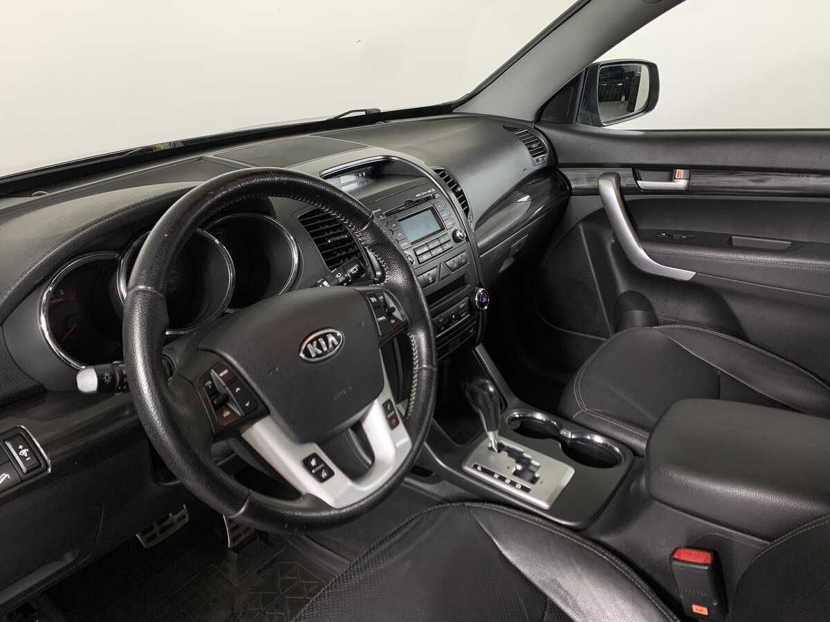 Купить Kia Sorento с пробегом. Фото: #11