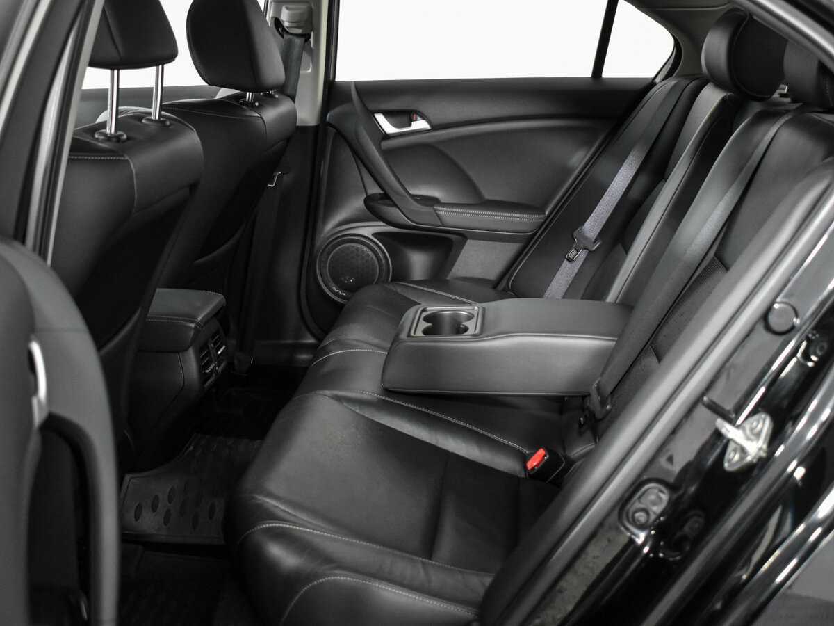 Купить Honda Accord с пробегом. Фото: #11