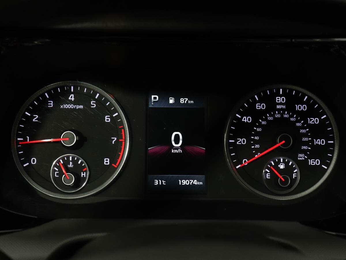 Купить Kia K5 с пробегом. Фото: #11