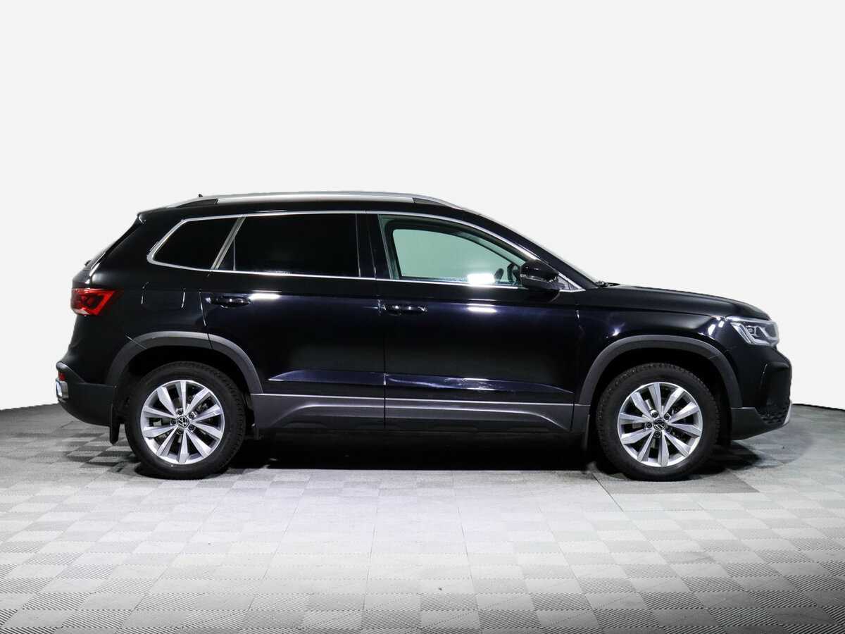 Купить Volkswagen Taos с пробегом. Фото: #3