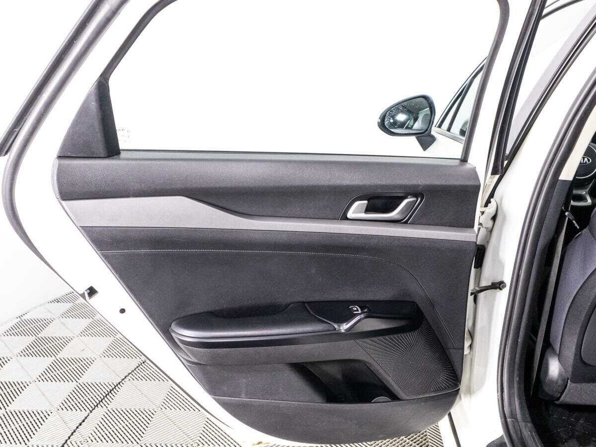 Купить Kia K5 с пробегом. Фото: #21