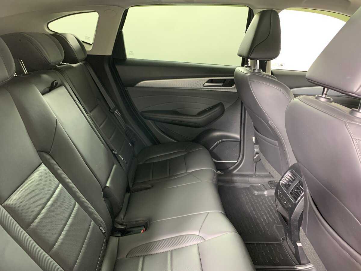 Купить Haval F7 с пробегом. Фото: #17