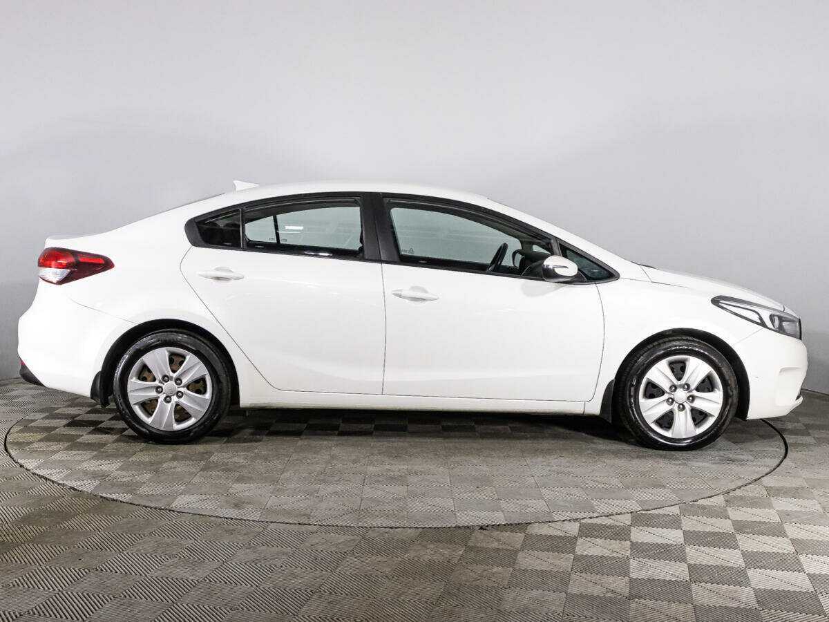 Купить Kia Cerato с пробегом. Фото: #3
