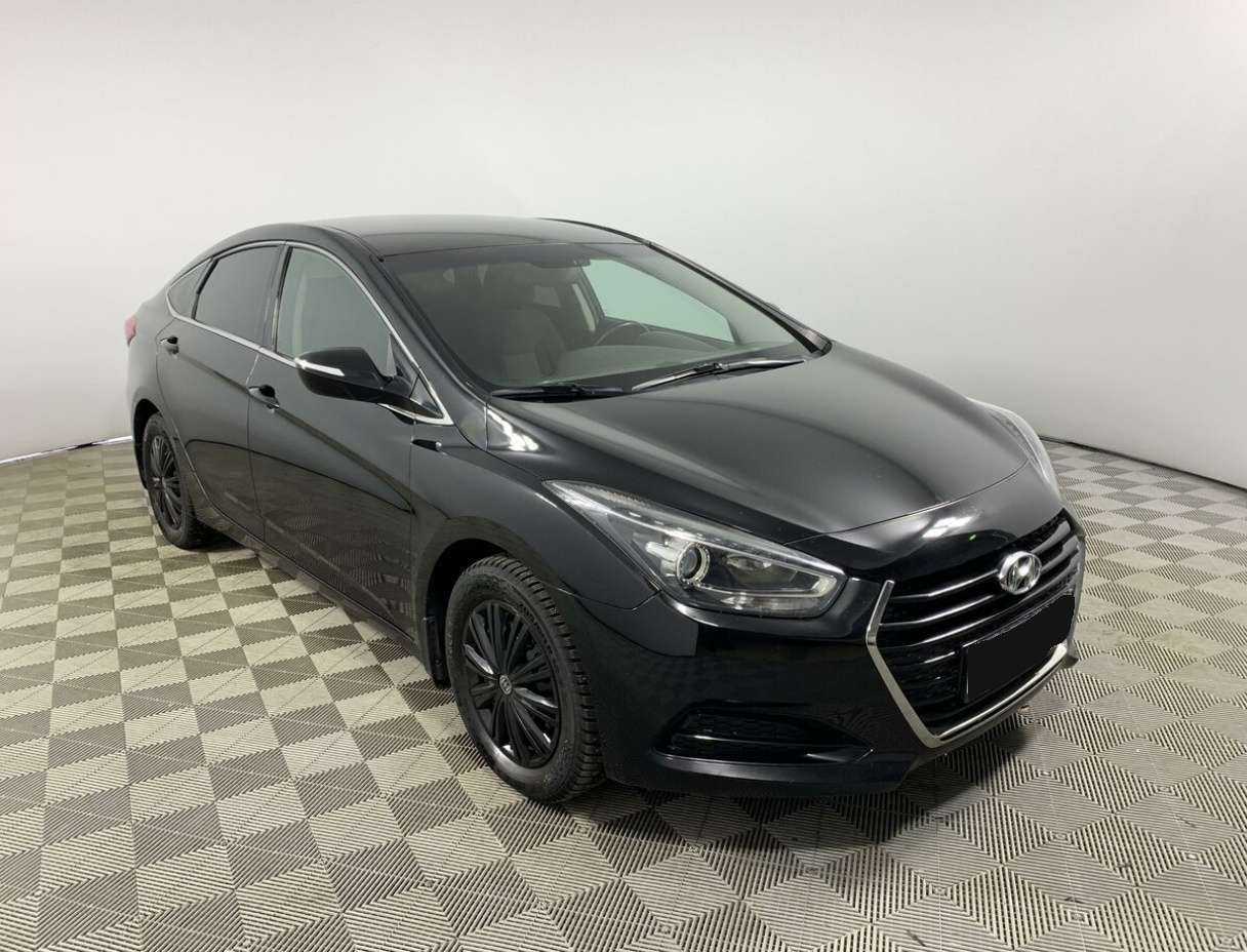 Купить Hyundai i40 с пробегом. Фото: #2