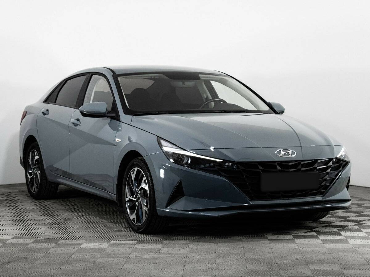 Купить Hyundai Elantra с пробегом. Фото: #4
