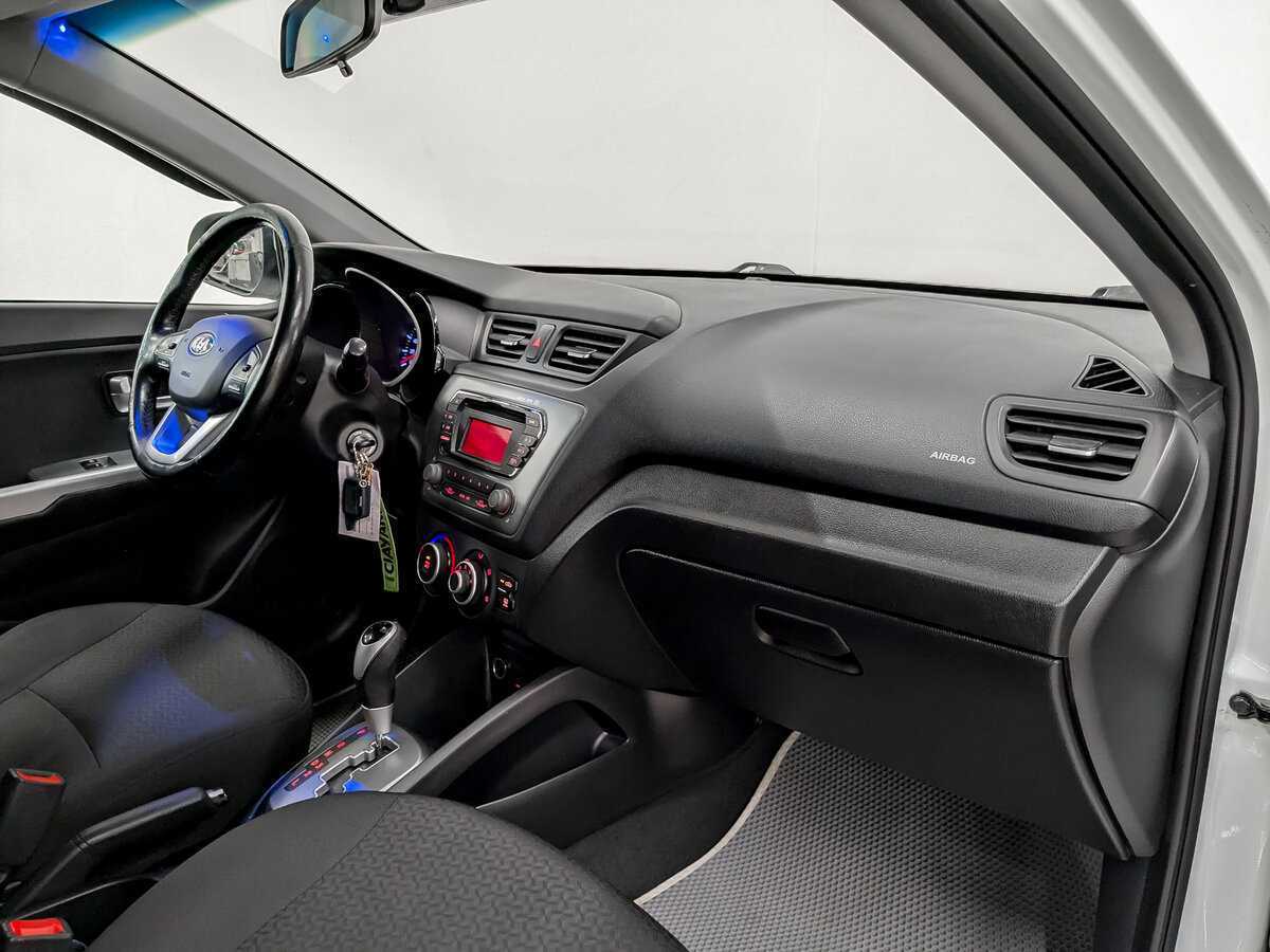 Купить Kia Rio с пробегом. Фото: #10
