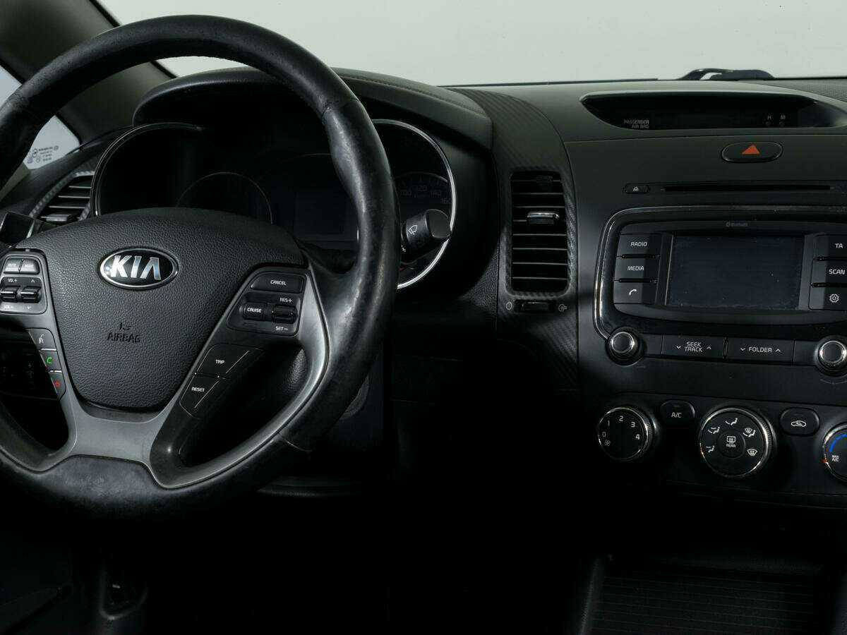Купить Kia Cerato с пробегом. Фото: #10