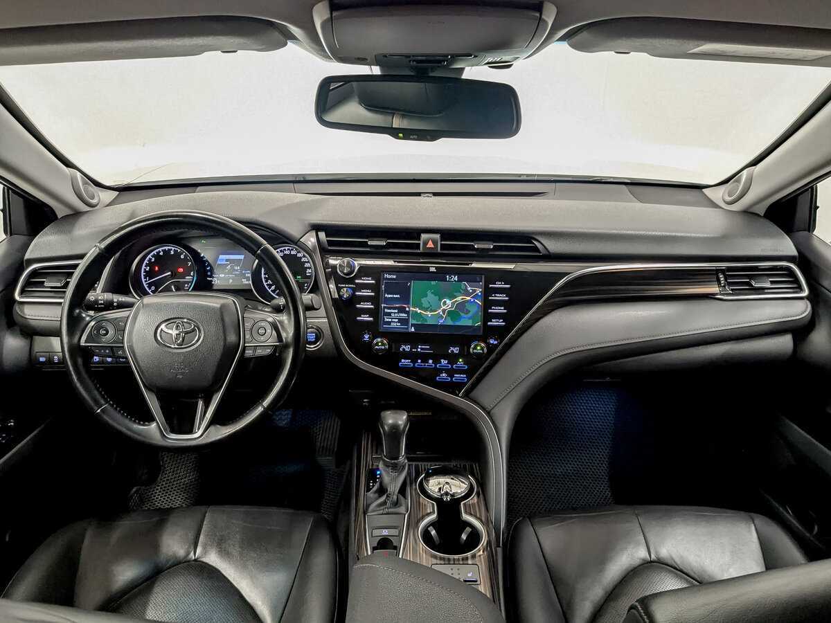 Купить Toyota Camry с пробегом. Фото: #13