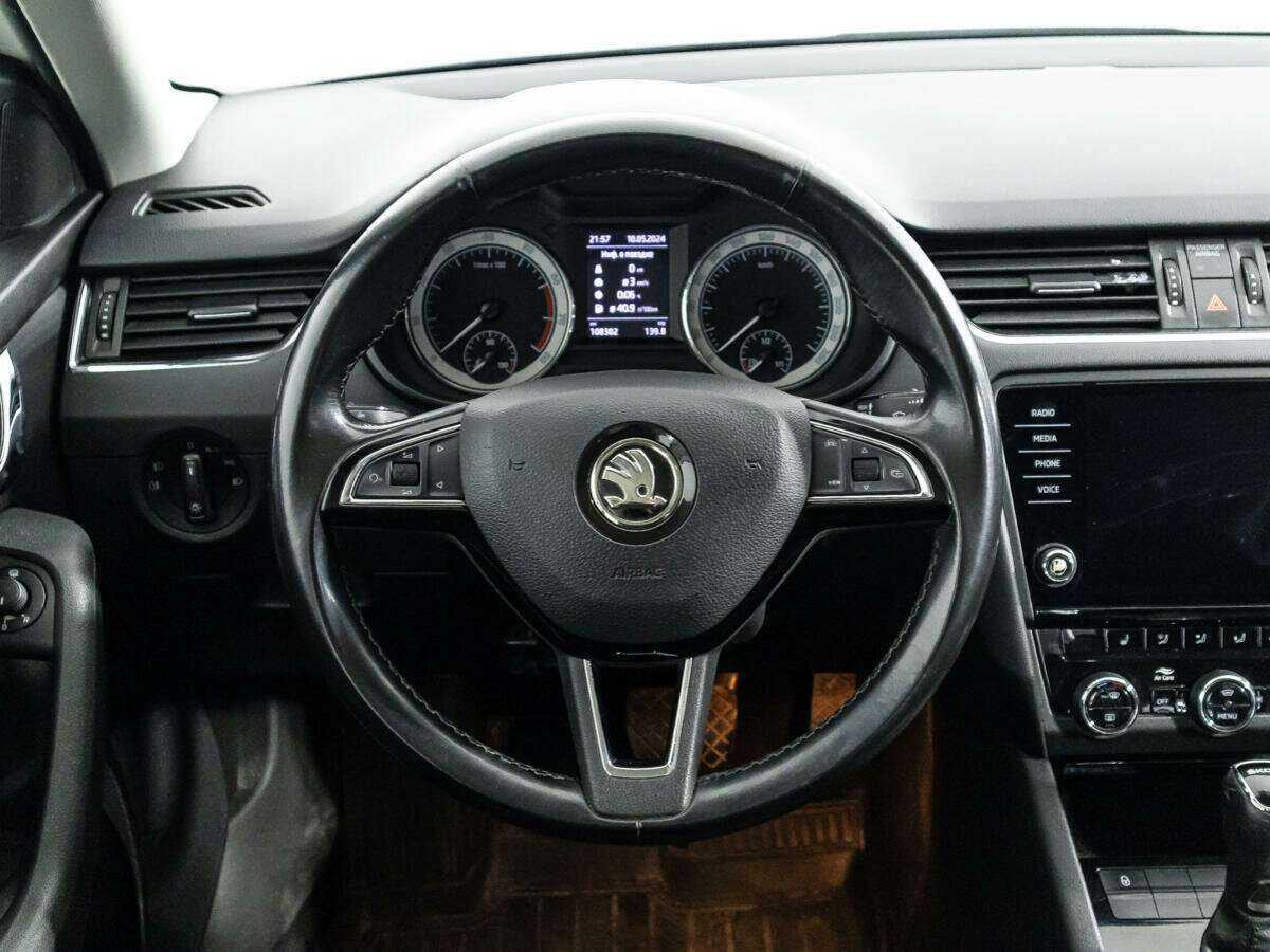 Купить Skoda Octavia с пробегом. Фото: #16