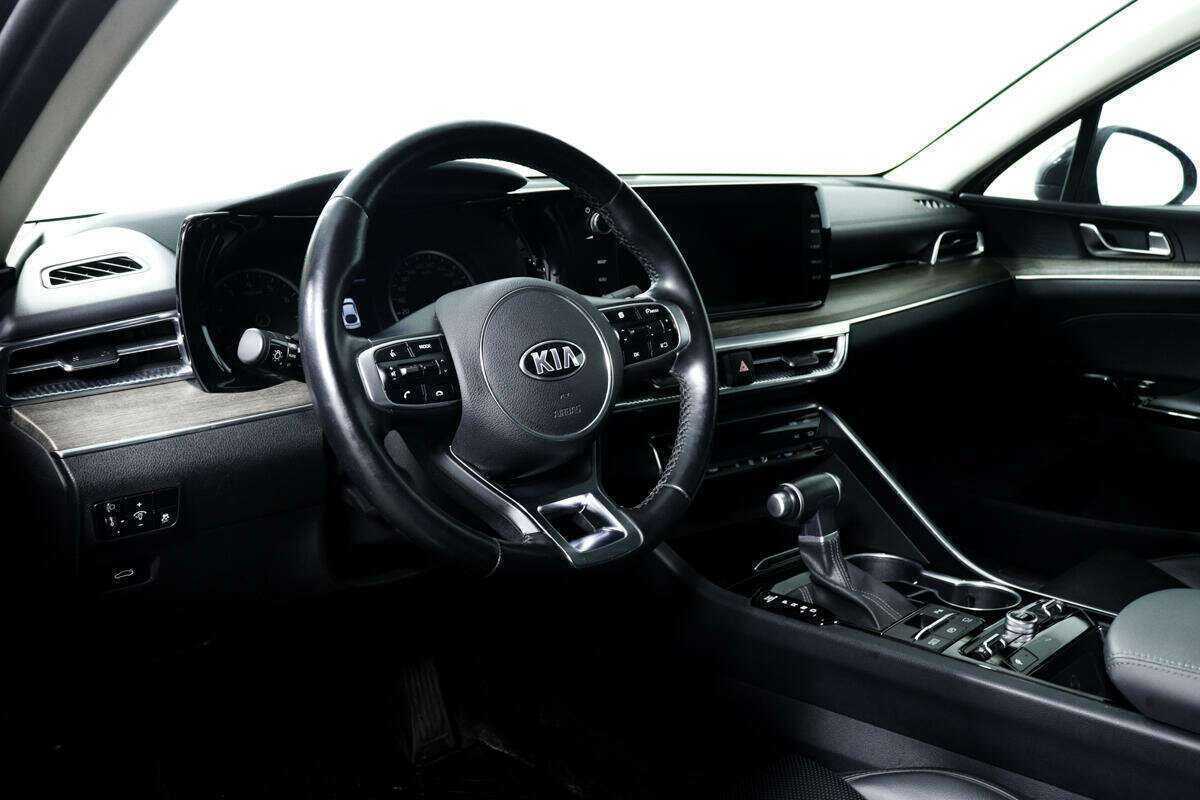 Купить Kia K5 с пробегом. Фото: #12