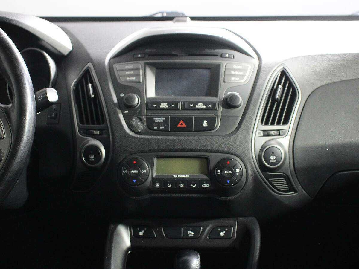Купить Hyundai ix35 с пробегом. Фото: #10