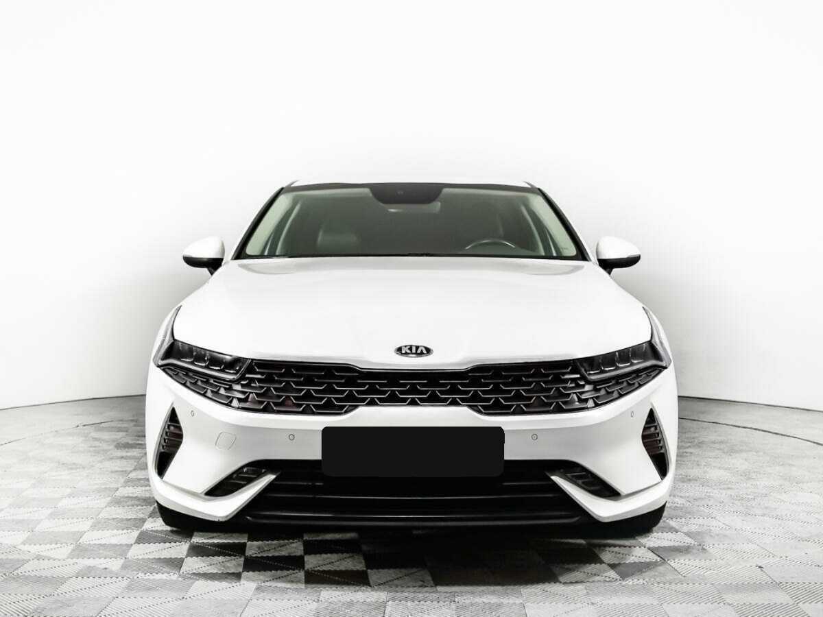 Купить Kia K5 с пробегом. Фото: #1