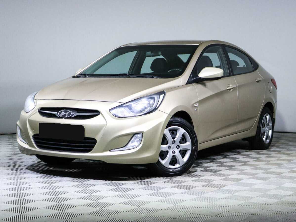 Купить Hyundai Solaris с пробегом. Посмотреть фото