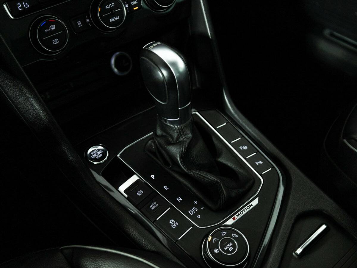 Купить Volkswagen Tiguan с пробегом. Фото: #16