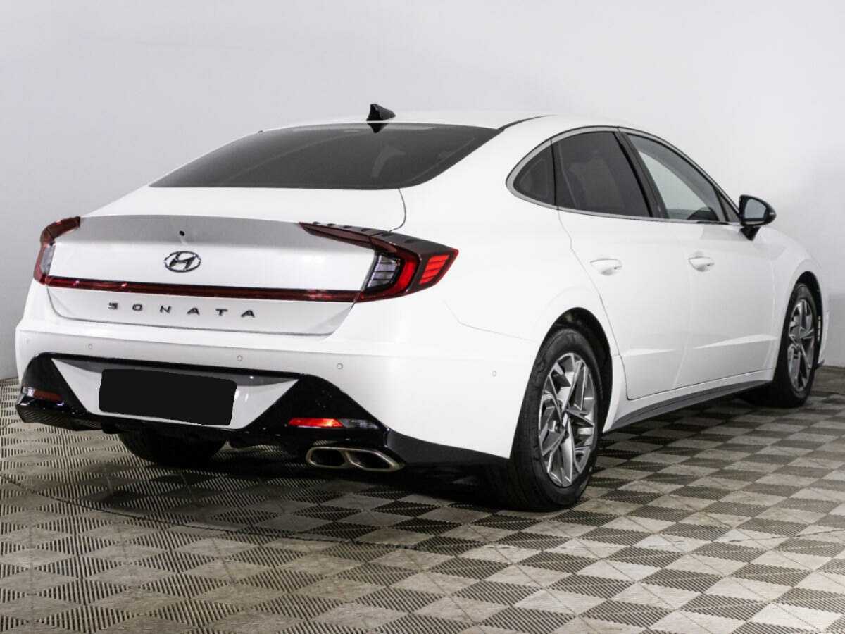 Купить Hyundai Sonata с пробегом. Фото: #4