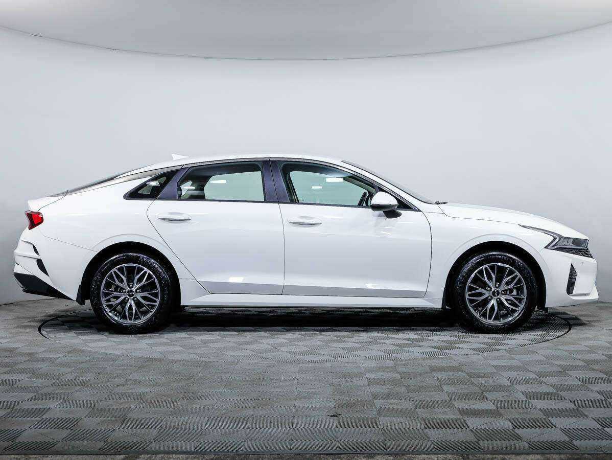 Купить Kia K5 с пробегом. Фото: #2