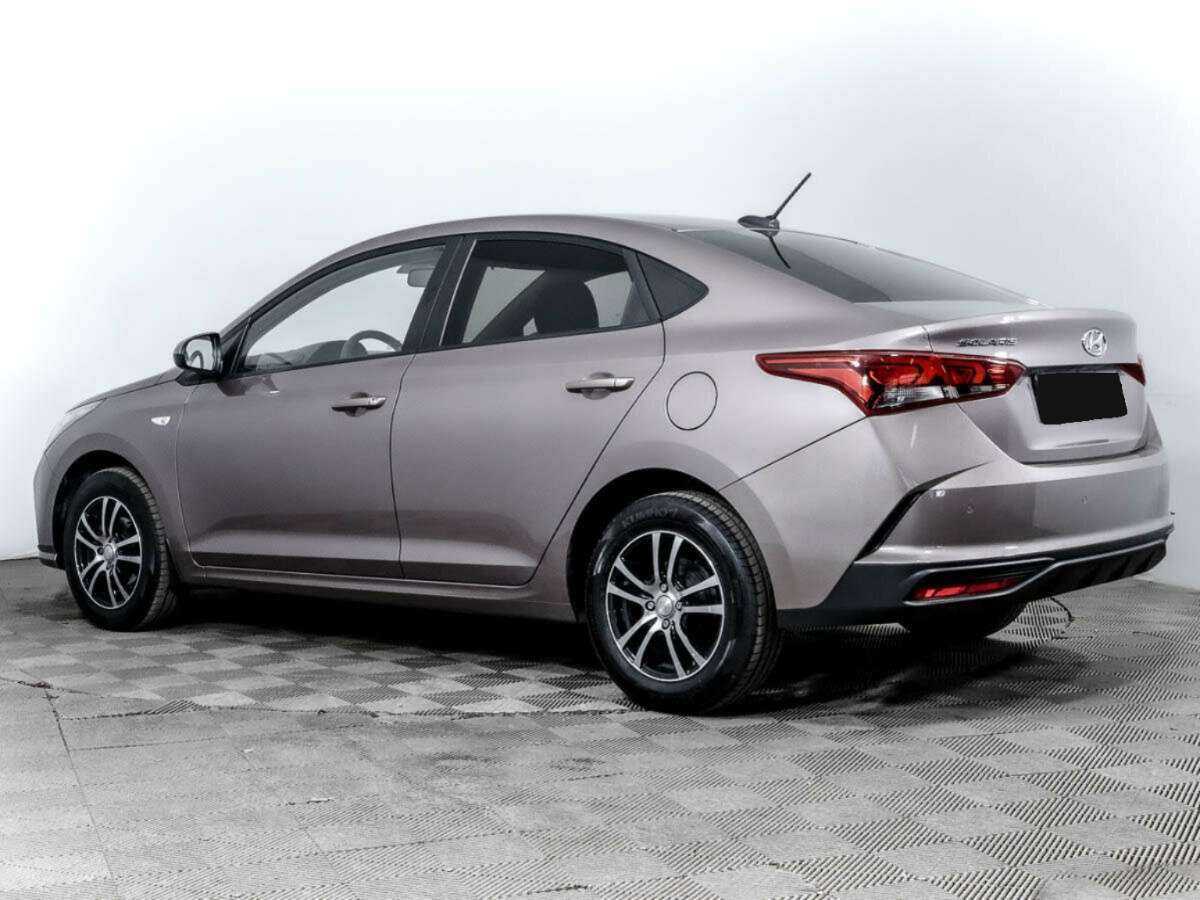 Купить Hyundai Solaris с пробегом. Фото: #5
